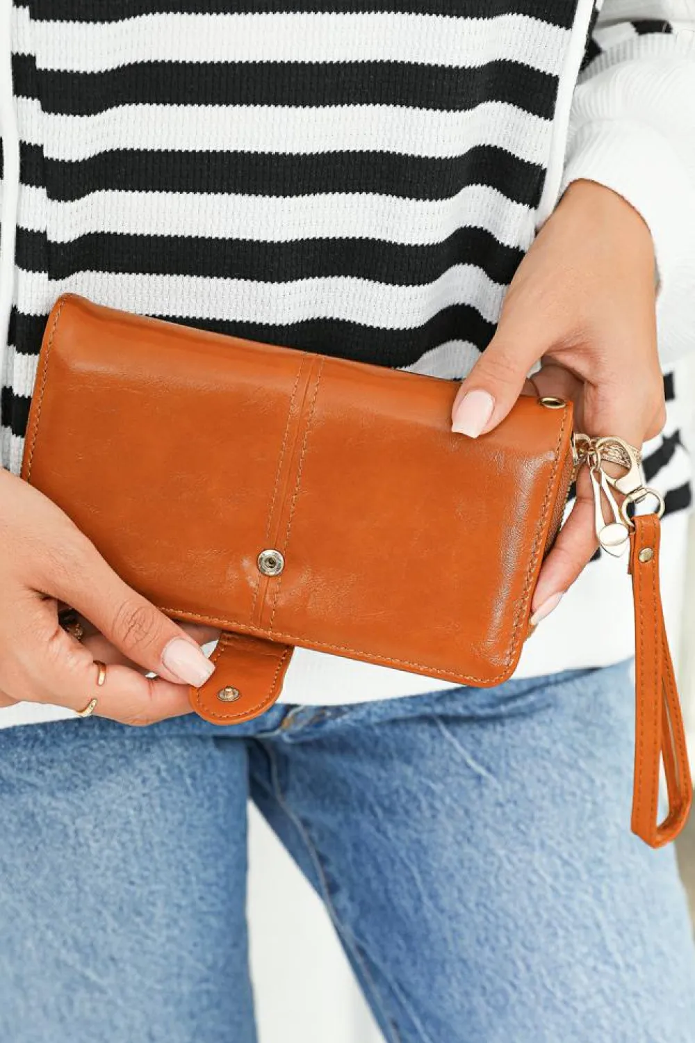 Sale Dear-Lover Faux Leather Zip Around Wrist Strap Long Wallet Cinnamon