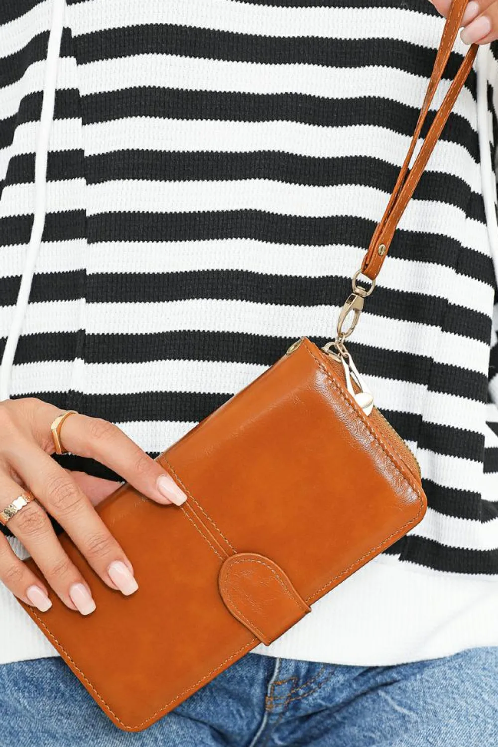 Sale Dear-Lover Faux Leather Zip Around Wrist Strap Long Wallet Cinnamon
