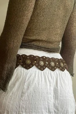 Hot Dear-Lover Bohemian Vintage Bronze Detail Heart Connected PU Belt Coffee