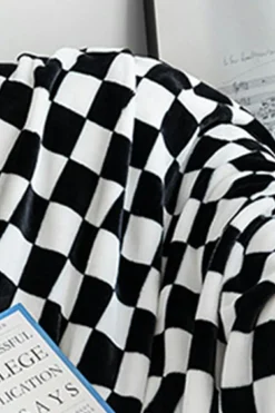 Hot Dear-Lover Checkerboard Printed Soft Throw Blanket 120*200cm Color black