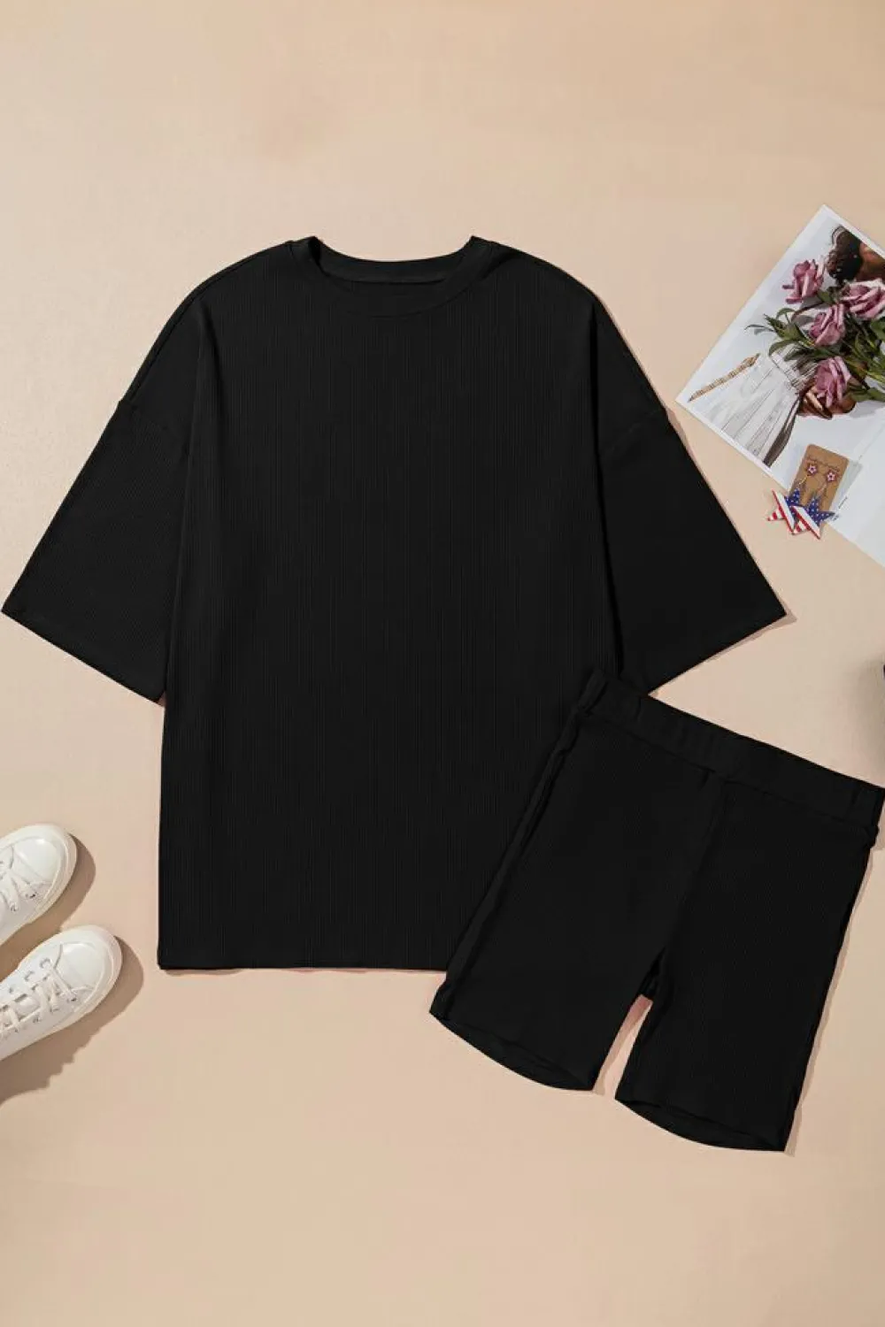Fashion Dear-Lover Solid Color Loose Tunic Top and Slim Shorts Set Color black