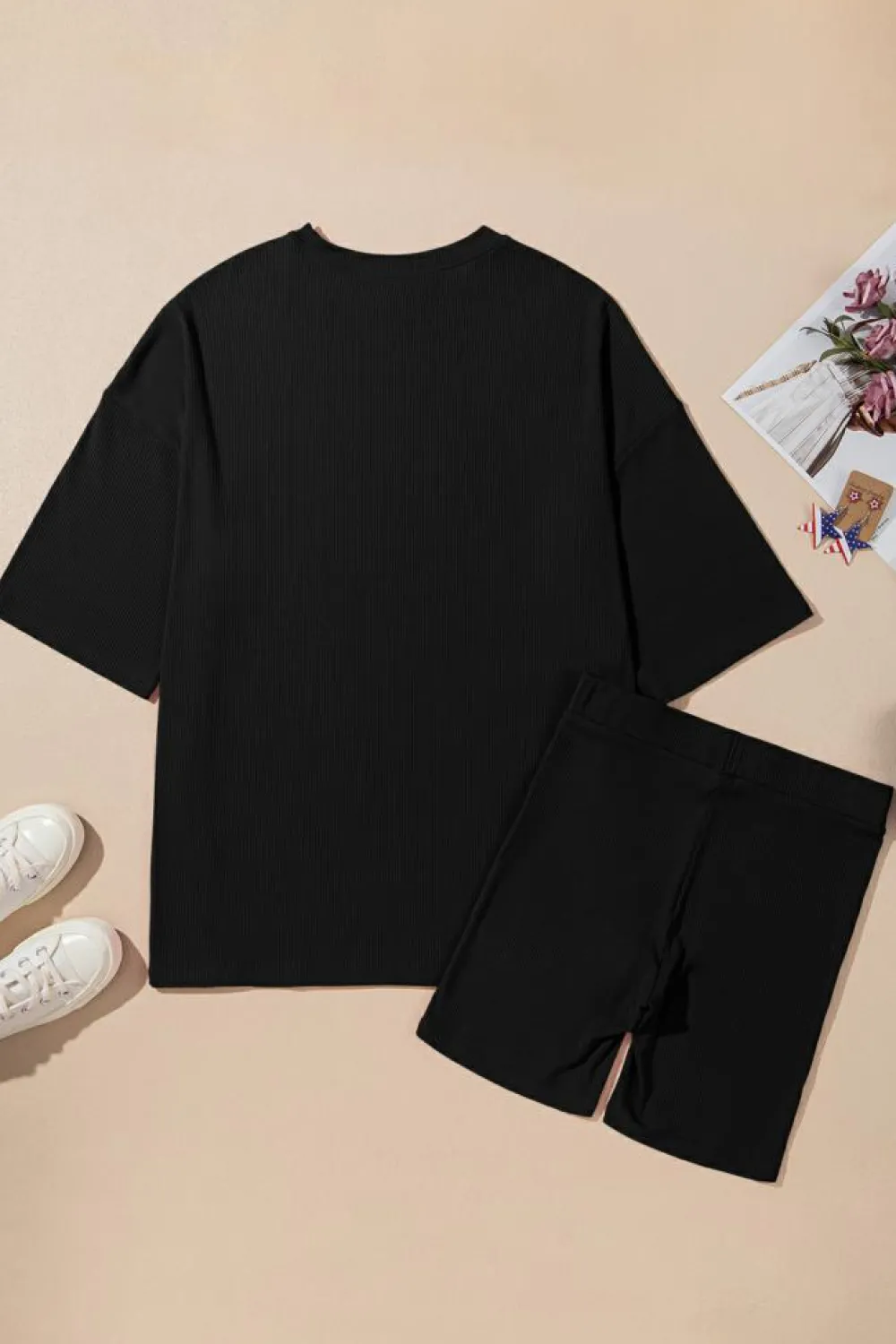 Fashion Dear-Lover Solid Color Loose Tunic Top and Slim Shorts Set Color black