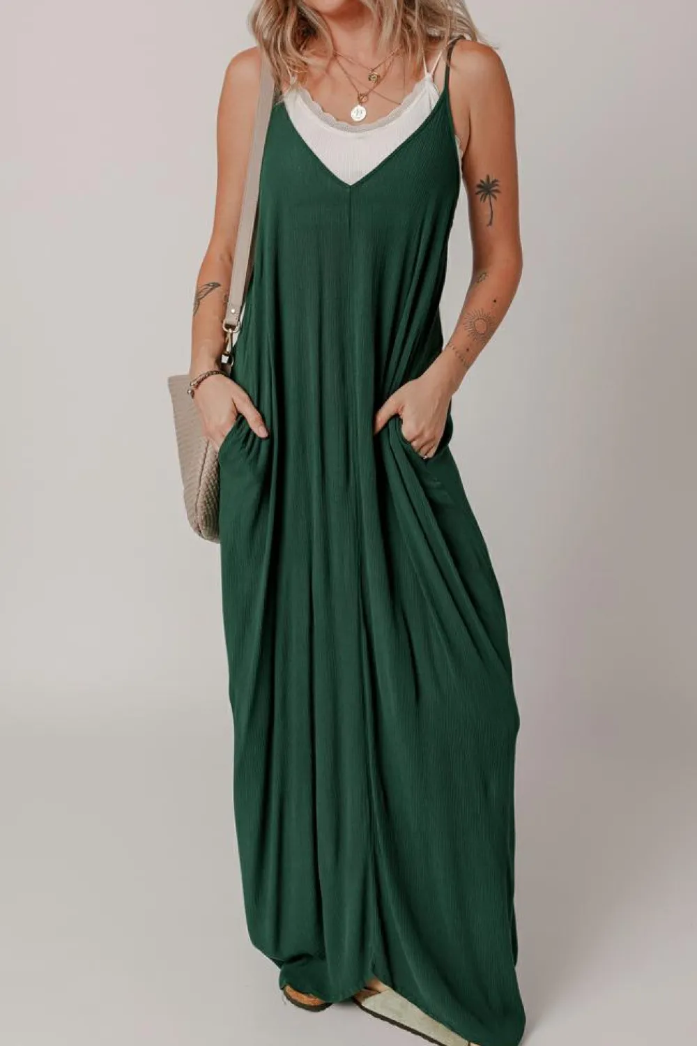 Discount Dear-Lover Spaghetti Straps Pocketed Slouchy Maxi Dress Duffel Green