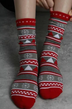 New Dear-Lover Christmas Geometric Snowflake Print Crew Socks Fiery Red