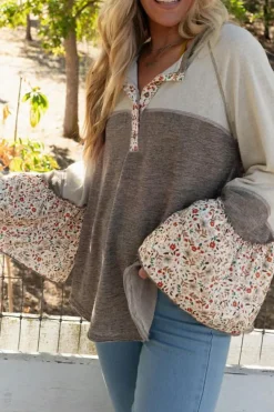 New Dear-Lover Colorblock Floral Patchwork Flared Sleeve Buttons Henley Top Goat