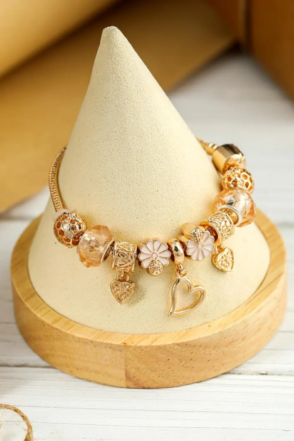 Fashion Dear-Lover Flower Heart Charm Plated Alloy Bracelet Gold