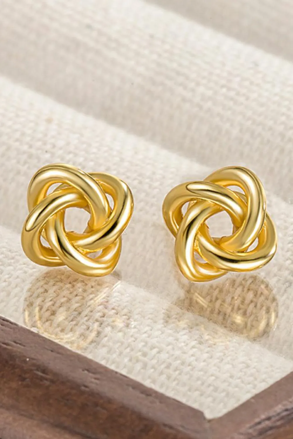Fashion Dear-Lover Minimalism Knotted Plated Stud Earrings Gold