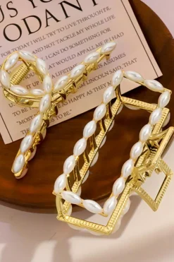 New Dear-Lover Oval Pearl Embellished Hair Claw Gold