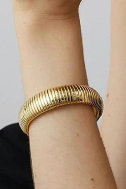 Outlet Dear-Lover Textured Striped Plated Titanium Steel Chunky Bangle Gold