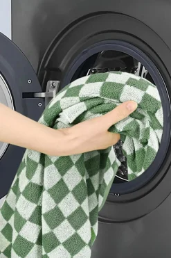 Discount Dear-Lover Checkered Print Soft Large Bath Towel Grass Green