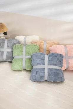 Fashion Dear-Lover Checkered Texture Large Plush Blanket Grass Green