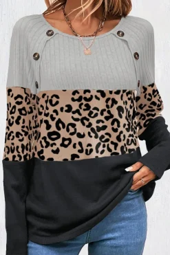 New Dear-Lover Cheetah Textured Patchwork Buttoned Round Neck T Shirt Gray