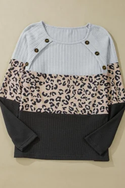 New Dear-Lover Cheetah Textured Patchwork Buttoned Round Neck T Shirt Gray