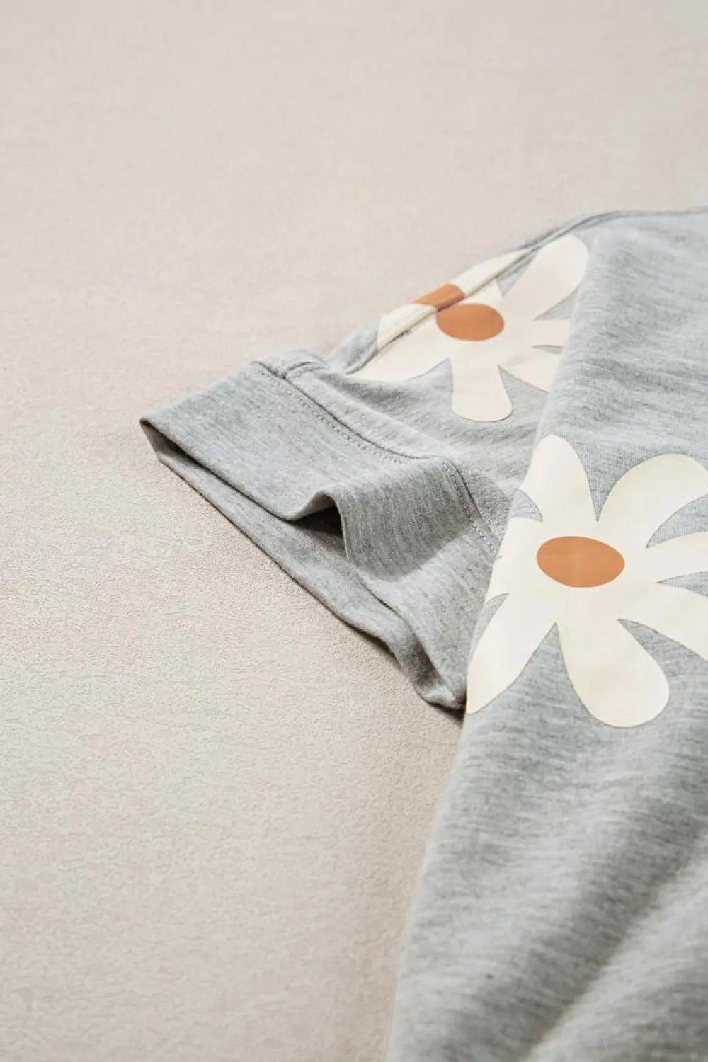 Hot Dear-Lover Daisy Flower Printed Casual T Shirt Gray