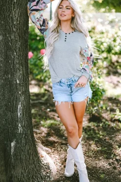 Hot Dear-Lover Floral Lantern Sleeve Patchwork Buttoned V Neck Top Gray