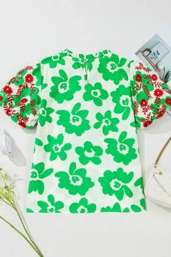 Hot Dear-Lover Contrast Embroidered Puff Short Sleeve Floral Blouse Green