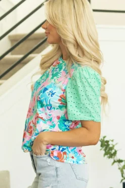 Online Dear-Lover Floral Print Eyelet Embroidered Short Sleeve Crew Neck Top Green