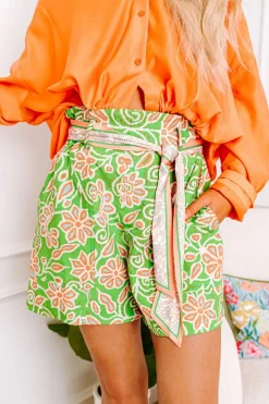 Hot Dear-Lover Floral Print Pocketed Front Knot High Waist Casual Shorts Green
