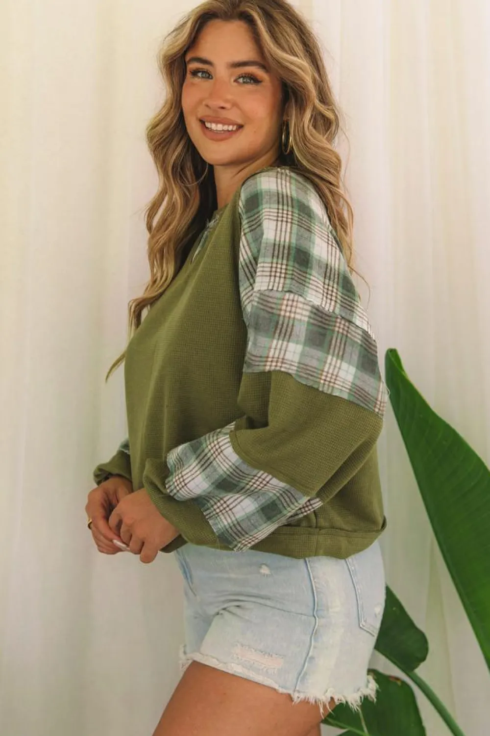 Best Dear-Lover Plaid Patch Waffle Knit Exposed Seam Bubble Sleeve Top Green