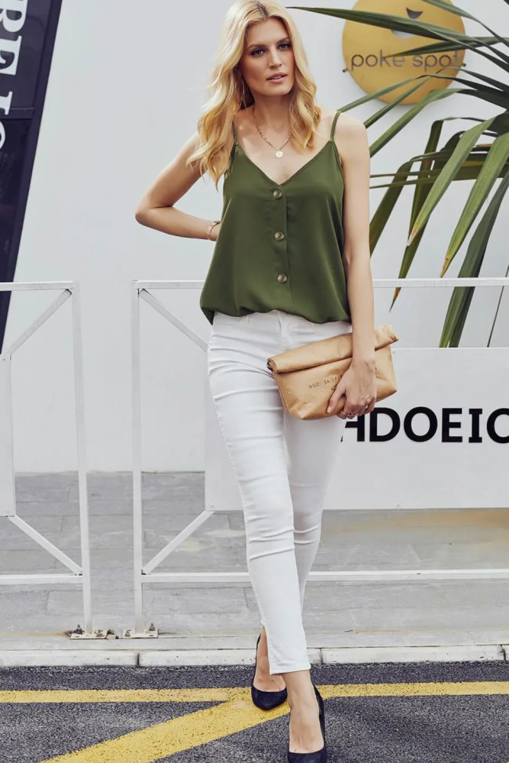 Fashion Dear-Lover Spaghetti Strap Buttoned Tank Top Green