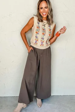 Discount Dear-Lover Embroidered Floral Cable Knit Sweater Vest Jet Stream