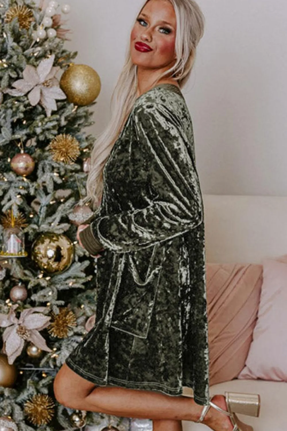 Online Dear-Lover Velvet Long Sleeve V Neck Loose Dress with Pockets Jungle Green