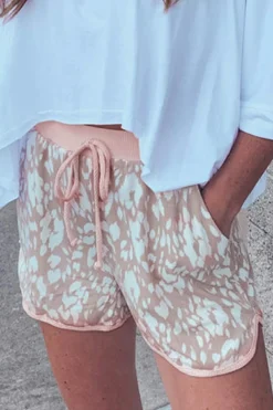 New Dear-Lover Classic Leopard Arched Hem Elastic Waist Casual Shorts Khaki