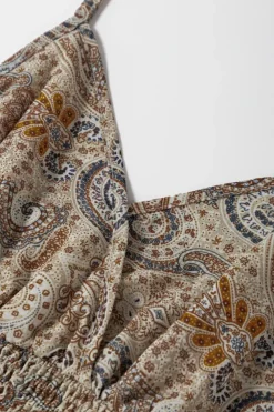 Fashion Dear-Lover Paisley Printed Spaghetti Strap V Neck Smocked Babydoll Tank Top Khaki