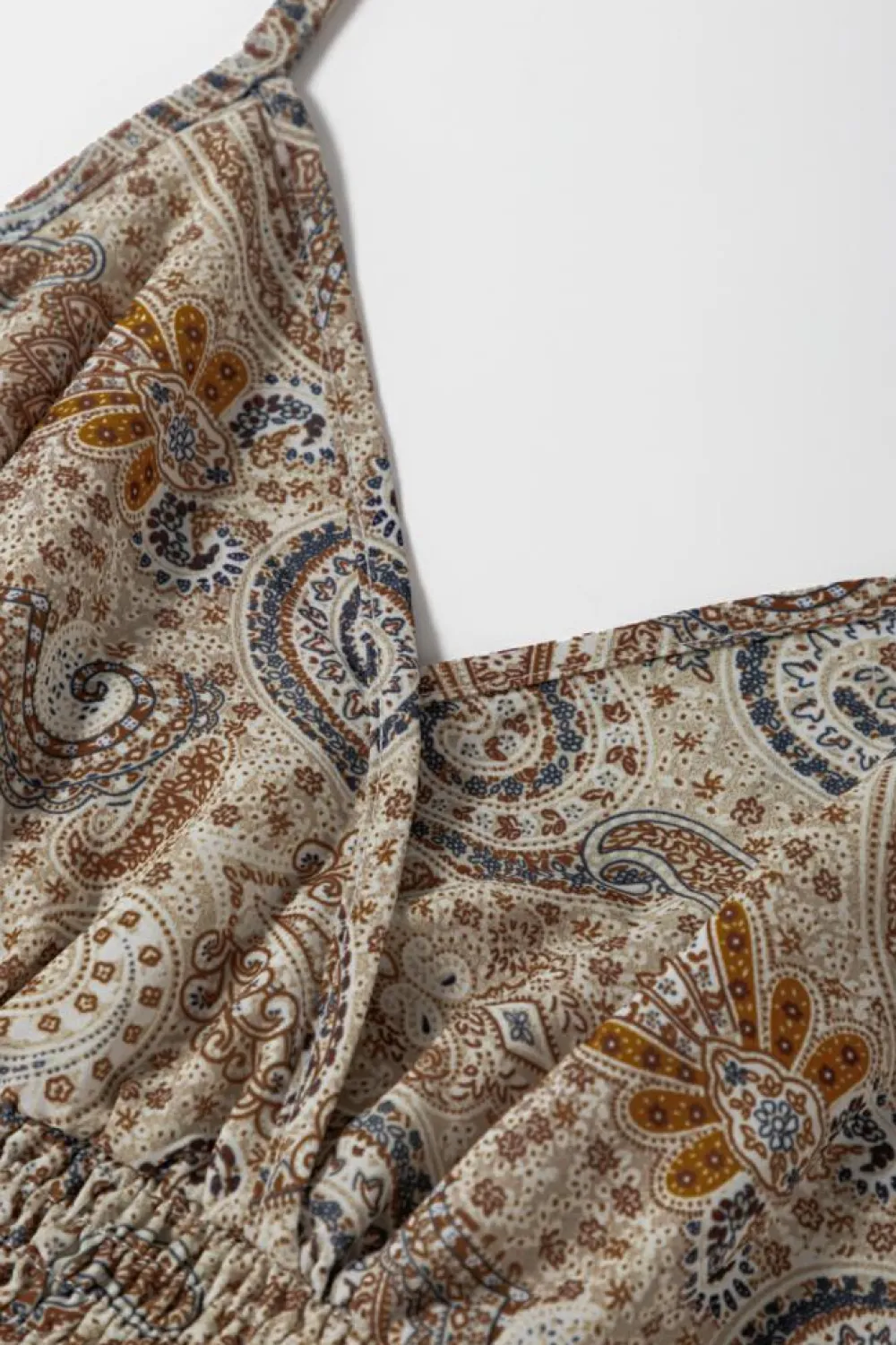 Fashion Dear-Lover Paisley Printed Spaghetti Strap V Neck Smocked Babydoll Tank Top Khaki