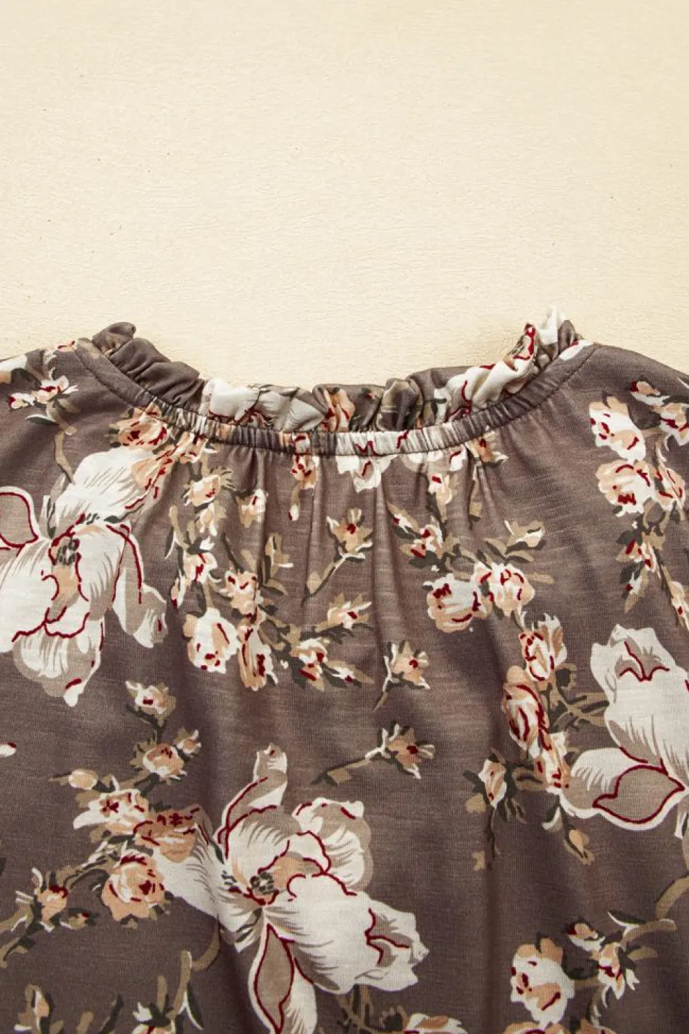Clearance Dear-Lover Retro Floral Print Tassel Tie Split Neck Short Sleeve Blouse Khaki