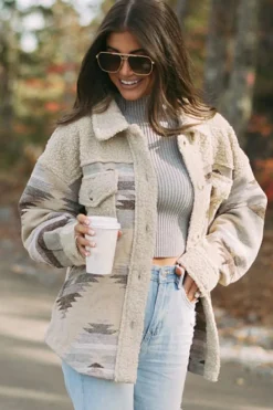 Best Dear-Lover Western Aztec Print Sherpa Splicing Buttoned Flap Pocket Coat Khaki
