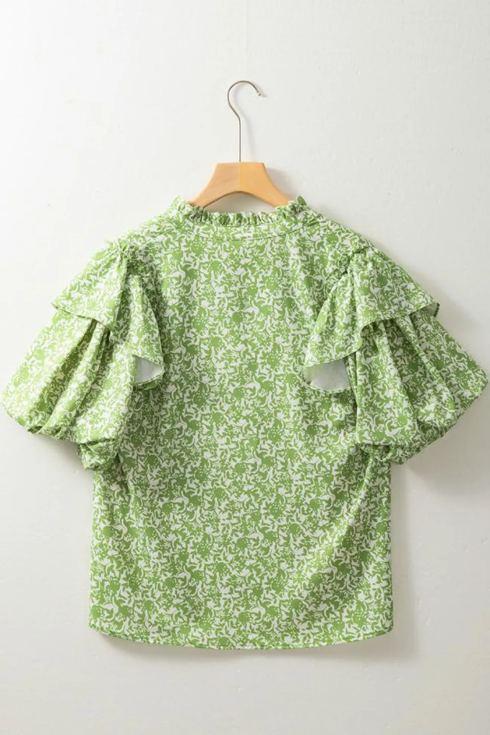 Outlet Dear-Lover Floral Ruffle Puff Short Sleeve Frilled Collar V Neck Blouse Light Green