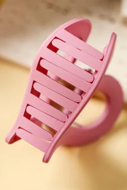 Fashion Dear-Lover Cutout Heart Shape Frosted Small Hair Clip Light Pink