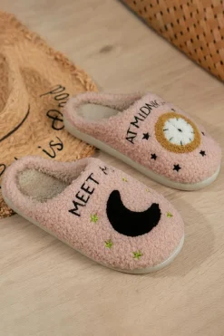 New Dear-Lover Moon & Clock Pattern Fuzzy Home Slippers Light Pink