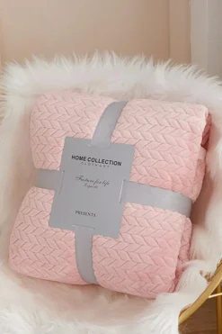 Discount Dear-Lover Textured Soft Fleece Large Throw Blanket Light Pink