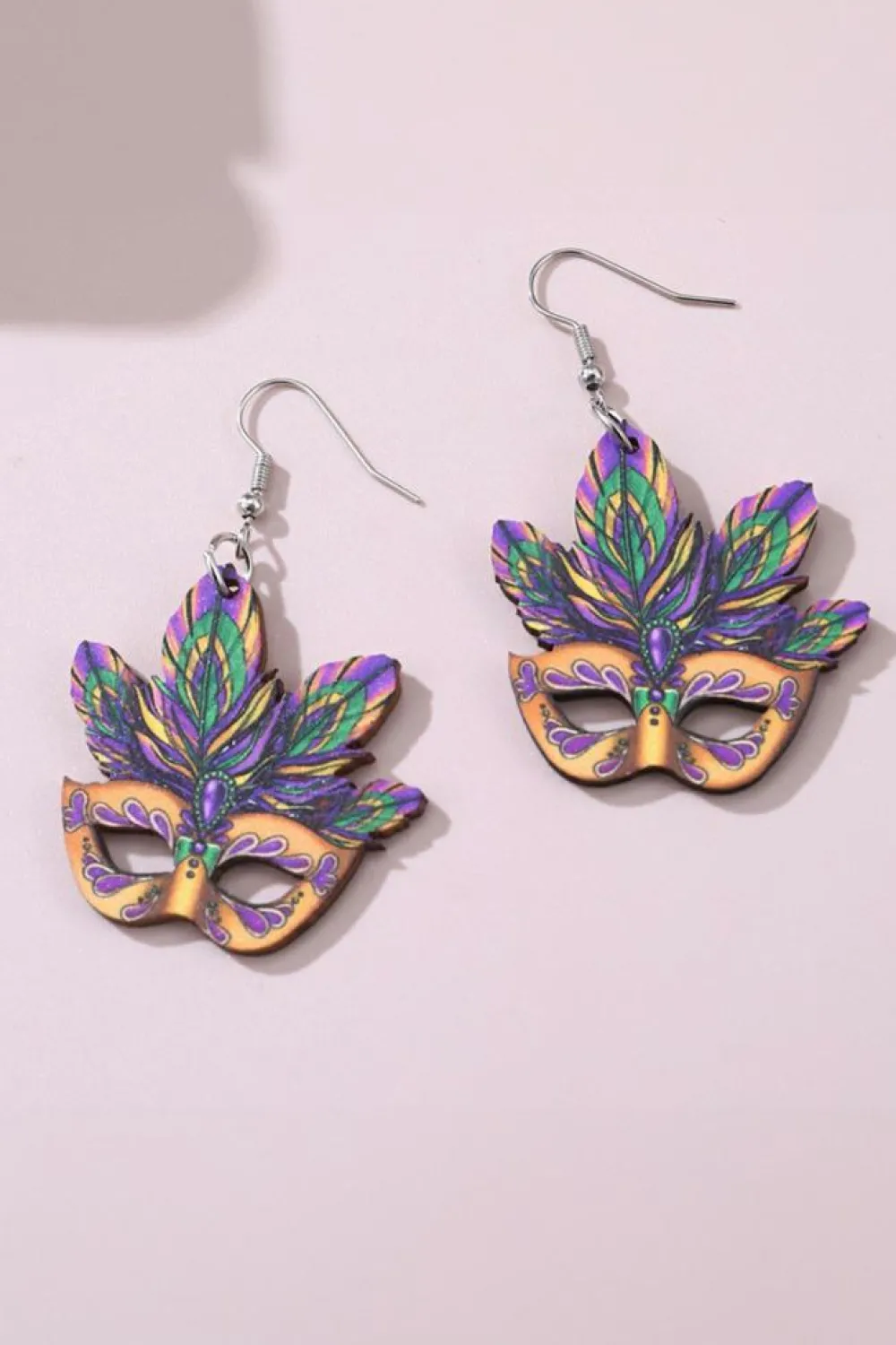 Best Dear-Lover Mardi Gras Mask Dangle Hook Earrings Meadow Mauve