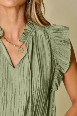 Outlet Dear-Lover V Neck Flutter Sleeve Textured Blouse Meadow Mist Green