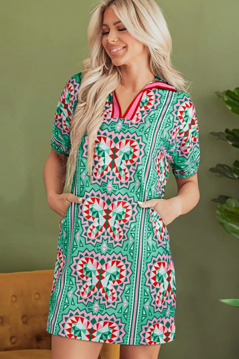 Discount Dear-Lover Geometric Butterfly Print Split Neck Short Sleeve Dress Mint Green