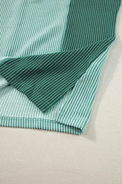Clearance Dear-Lover Textured Colorblock Crew Neck T Shirt Mint Green