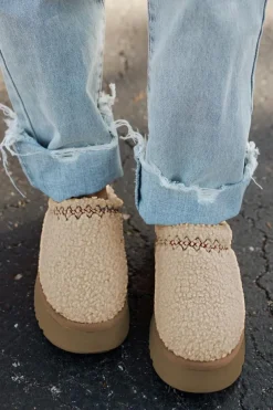 Sale Dear-Lover Embroidered Sherpa Plush Thick Sole Snow Boots Oatmeal