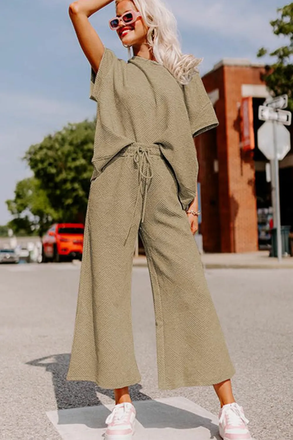 Clearance Dear-Lover Textured Loose Fit T Shirt and Drawstring Pants Set Pale Khaki