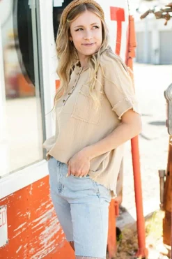 Best Dear-Lover Crinkle Textured Frayed Trim Half Button Short Sleeve Top Parchment