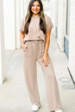 Fashion Dear-Lover Exposed Seam Ribbed Tee and Pants Two-piece Outfit Parchment
