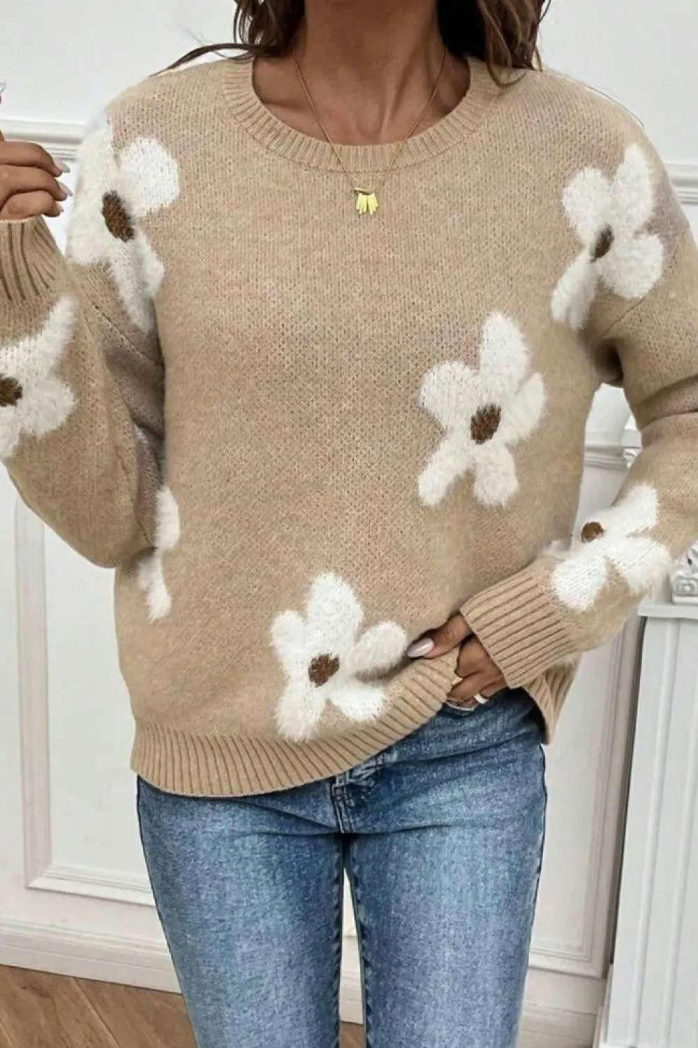 Hot Dear-Lover Flower Pattern Ribbed Trim Crew Neck Sweater Parchment