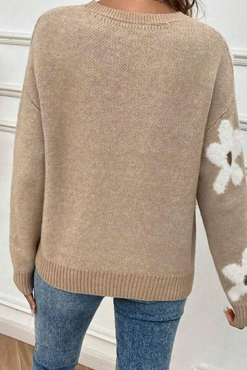 Hot Dear-Lover Flower Pattern Ribbed Trim Crew Neck Sweater Parchment
