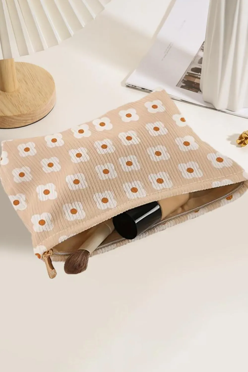 Hot Dear-Lover Flowers Print Textured Corduroy Large Makeup Bag Parchment