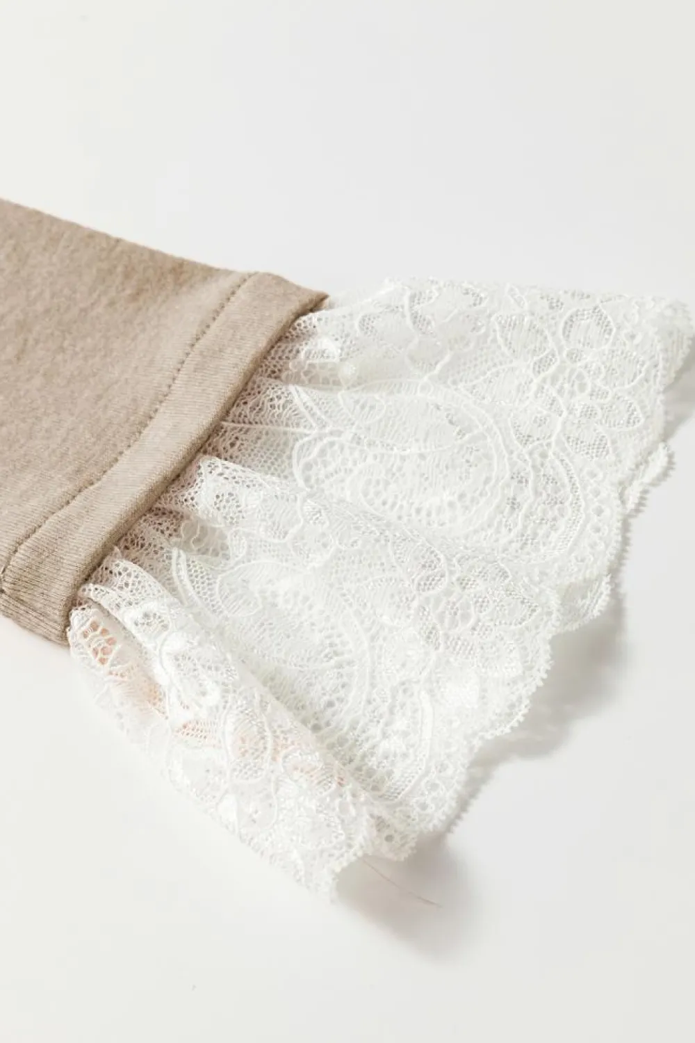 Discount Dear-Lover Seam Detail Lace Contrast Cuffs Raglan Sleeve Top Parchment
