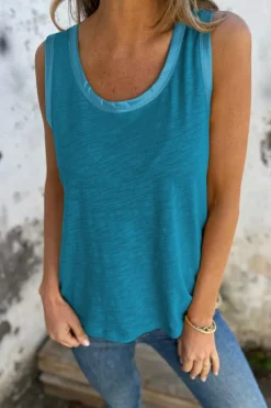 Discount Dear-Lover Metallic Sheen Edge Scoop Neck Tank Top Peacock Blue