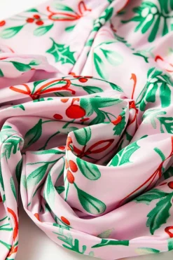 Hot Dear-Lover Christmas Berries Plant Print Satin Long Sleeve Pajama Set Pink