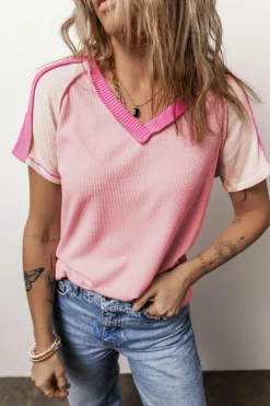 Clearance Dear-Lover Exposed Seam Color Block Knitted V Neck T-shirt Pink